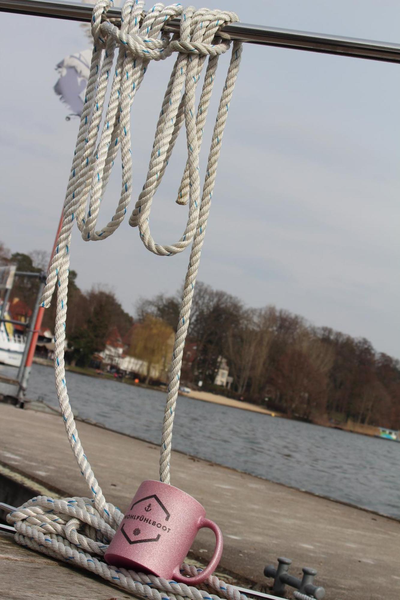 Hotel Wohlfuehlboot Hausboot - Festlieger Im Hafen Bad Saarow - Wc An Bord, Dusche An Land Zewnętrze zdjęcie